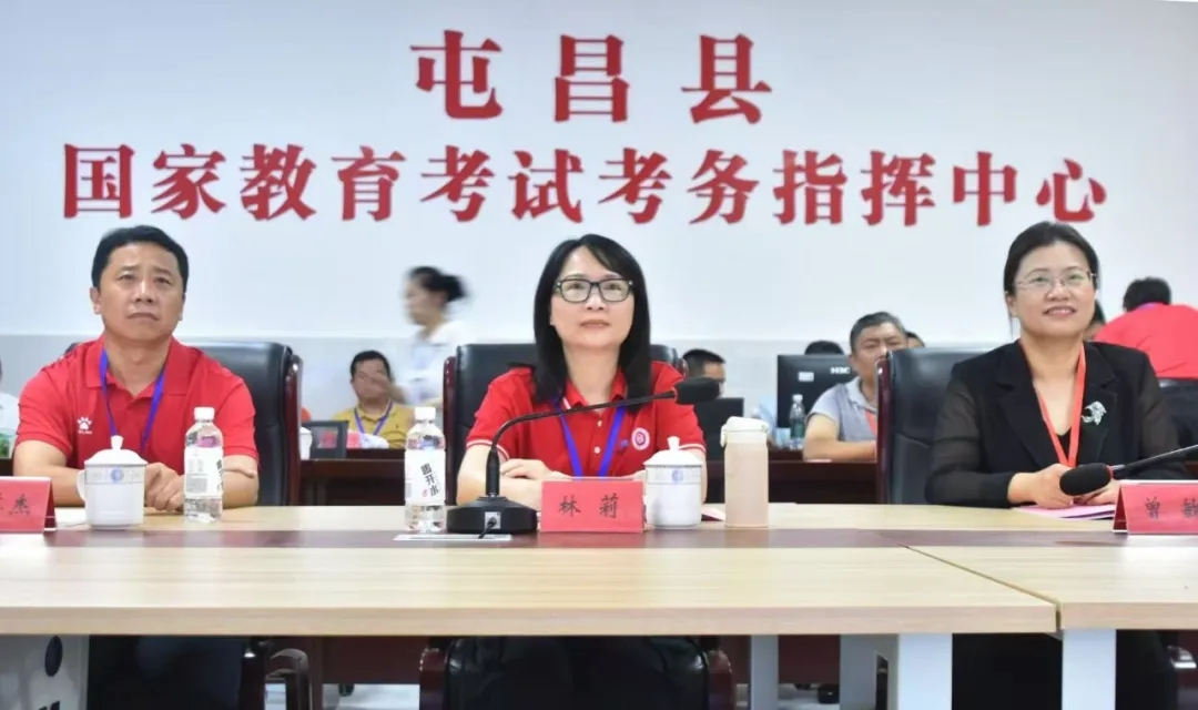 林莉赵英杰巡视屯昌中学高考考点 强调 严细服务保障 护航学子圆梦